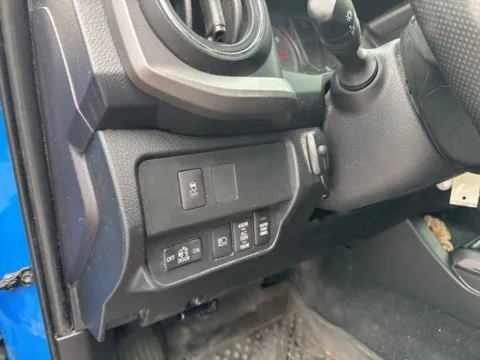 More photos of 2021 Toyota Tacoma TRD Off-Road at Lakeway Auto Sales, TN