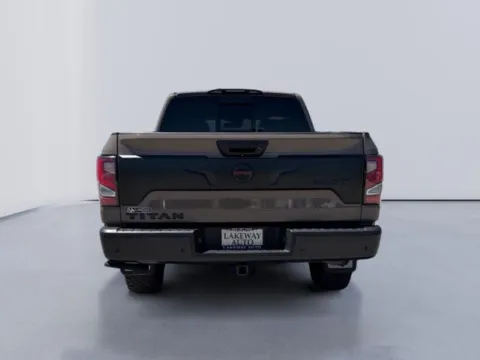 More photos of 2021 Nissan Titan PRO-4X at Lakeway Auto Sales, TN
