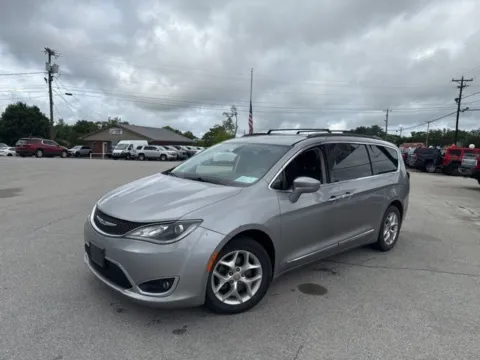 Photos of 2017 Chrysler Pacifica Touring L for sale in Morristown, TN at Lakeway Auto Sales