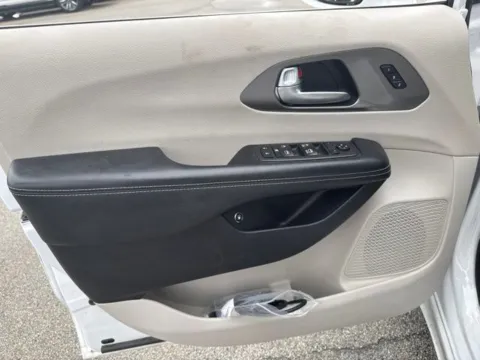 Another view of 2021 Chrysler Pacifica Hybrid Touring L for sale in Morristown, TN at Lakeway Auto Sales