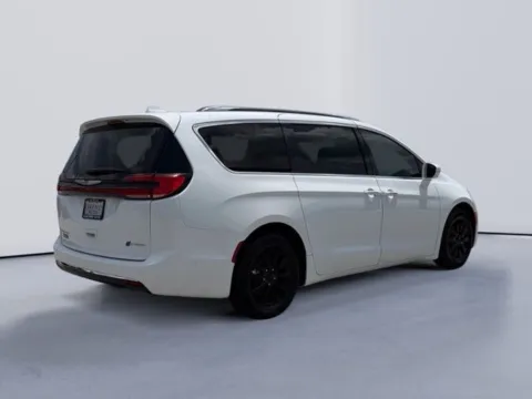 Another view of 2021 Chrysler Pacifica Hybrid Touring L for sale in Morristown, TN at Lakeway Auto Sales