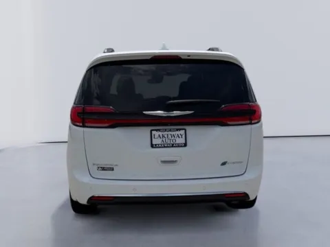 More photos of 2021 Chrysler Pacifica Hybrid Touring L at Lakeway Auto Sales, TN