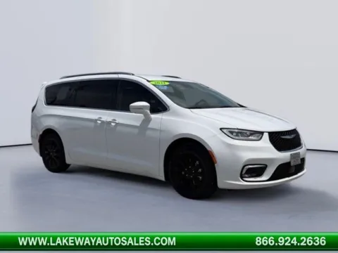 White 2021 Chrysler Pacifica Hybrid Touring L for sale in Morristown, TN