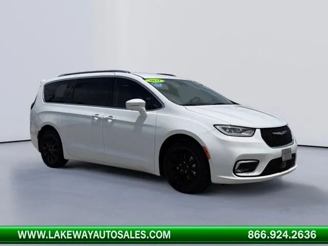 White 2021 Chrysler Pacifica Hybrid Touring L for sale in Morristown, TN