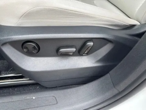 More photos of 2021 Volkswagen Tiguan 2.0T SEL at Lakeway Auto Sales, TN