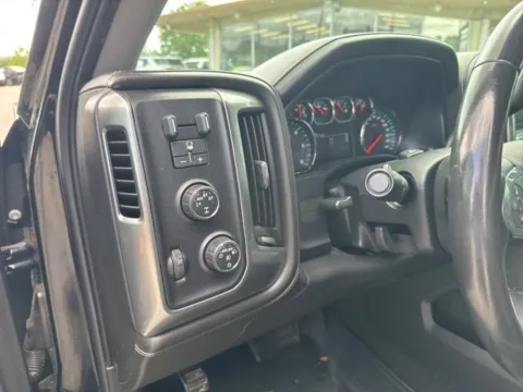 More photos of 2015 Chevrolet Silverado 1500 LTZ at Lakeway Auto Sales, TN