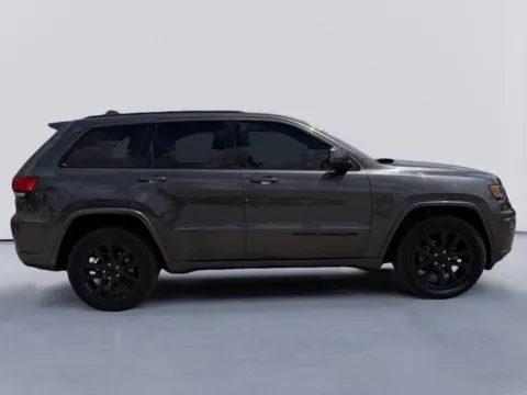 Photos of 2018 Jeep Grand Cherokee Altitude for sale in Morristown, TN at Lakeway Auto Sales