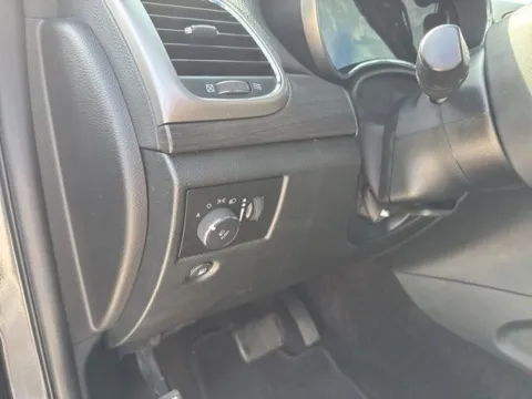 More photos of 2018 Jeep Grand Cherokee Altitude at Lakeway Auto Sales, TN