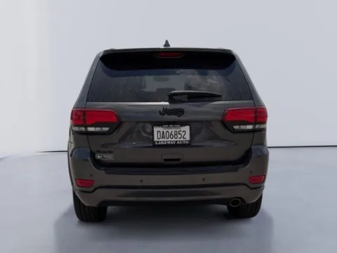 More photos of 2018 Jeep Grand Cherokee Altitude at Lakeway Auto Sales, TN