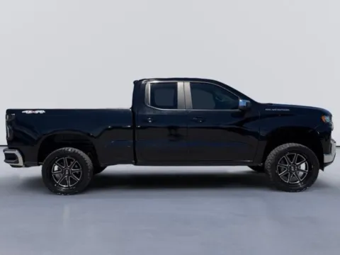 Photos of 2020 Chevrolet Silverado 1500 LT for sale in Morristown, TN at Lakeway Auto Sales