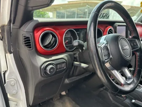 More photos of 2021 Jeep Wrangler Unlimited Rubicon at Lakeway Auto Sales, TN
