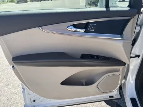 Another view of 2016 Lincoln MKX Reserve for sale in Morristown, TN at Lakeway Auto Sales