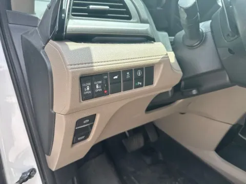 More photos of 2021 Honda Odyssey Touring at Lakeway Auto Sales, TN