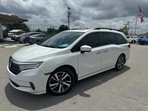 Photos of 2021 Honda Odyssey Touring for sale in Morristown, TN at Lakeway Auto Sales