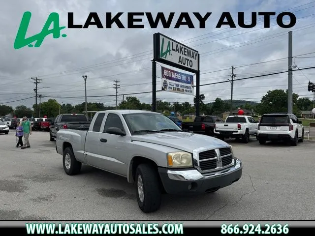 2005 Dodge Dakota SLT Club Cab's photo
