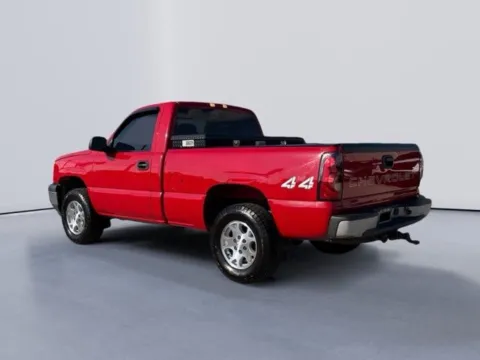 More photos of 2006 Chevrolet Silverado 1500 Work Truck at Lakeway Auto Sales, TN