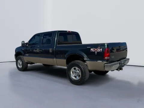 More photos of 2004 Ford F-350SD Lariat at Lakeway Auto Sales, TN