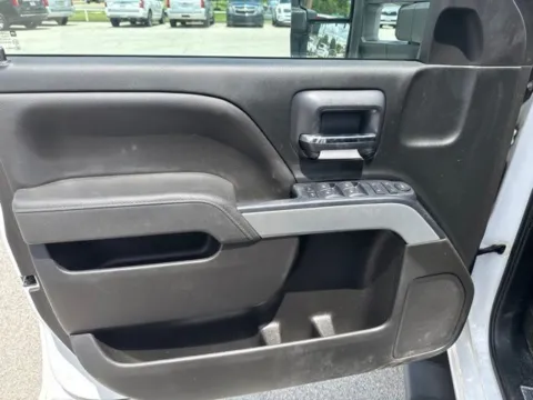 Another view of 2018 Chevrolet Silverado 1500 LT for sale in Morristown, TN at Lakeway Auto Sales
