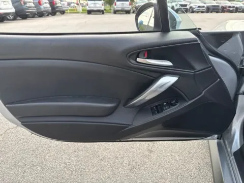 More photos of 2019 Fiat 124 Spider Abarth at Lakeway Auto Sales, TN