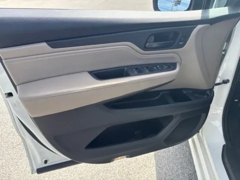Another view of 2019 Honda Odyssey Touring for sale in Morristown, TN at Lakeway Auto Sales