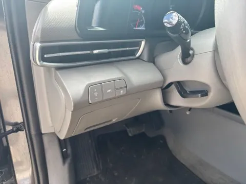 More photos of 2022 Hyundai Elantra SEL at Lakeway Auto Sales, TN