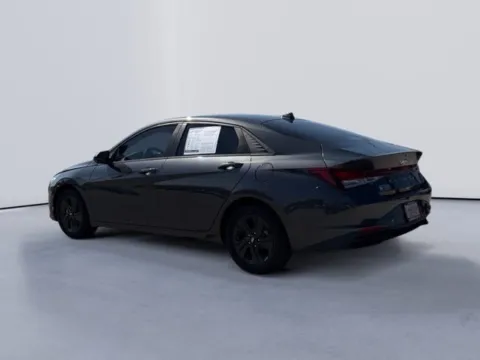 More photos of 2022 Hyundai Elantra SEL at Lakeway Auto Sales, TN