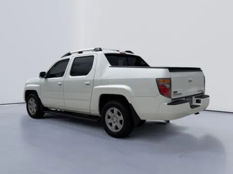 More photos of 2008 Honda Ridgeline RTS at Lakeway Auto Sales, TN