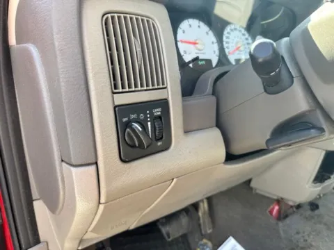 More photos of 2005 Dodge Ram 1500 ST at Lakeway Auto Sales, TN