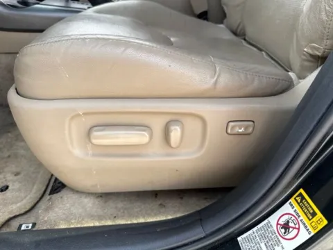 More photos of 2011 Toyota RAV4 Limited at Lakeway Auto Sales, TN