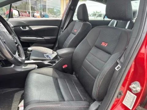 More photos of 2013 Honda Civic Si at Lakeway Auto Sales, TN