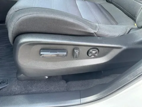 More photos of 2020 Honda CR-V EX at Lakeway Auto Sales, TN