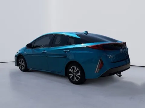 More photos of 2017 Toyota Prius Prime Advanced at Lakeway Auto Sales, TN