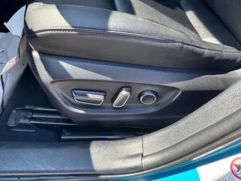 More photos of 2017 Toyota Prius Prime Advanced at Lakeway Auto Sales, TN