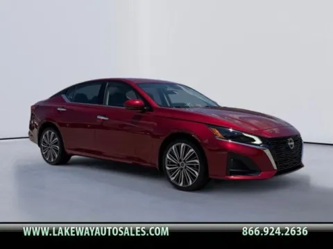 Red 2023 Nissan Altima 2.5 SL for sale in Morristown, TN