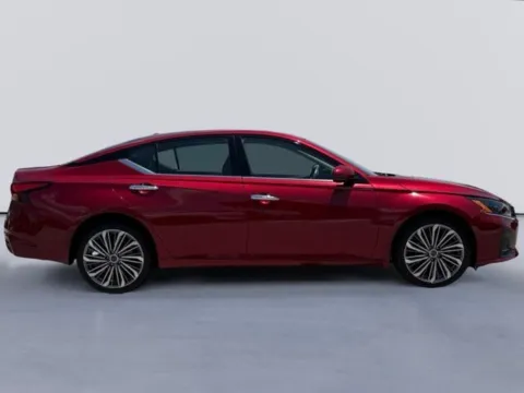 Photos of 2023 Nissan Altima 2.5 SL for sale in Morristown, TN at Lakeway Auto Sales