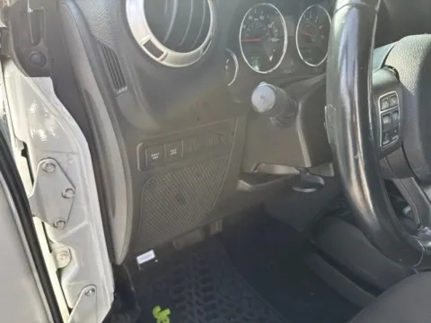More photos of 2018 Jeep Wrangler JK Unlimited Rubicon at Lakeway Auto Sales, TN
