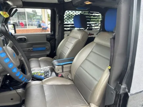 More photos of 2010 Jeep Wrangler Rubicon at Lakeway Auto Sales, TN