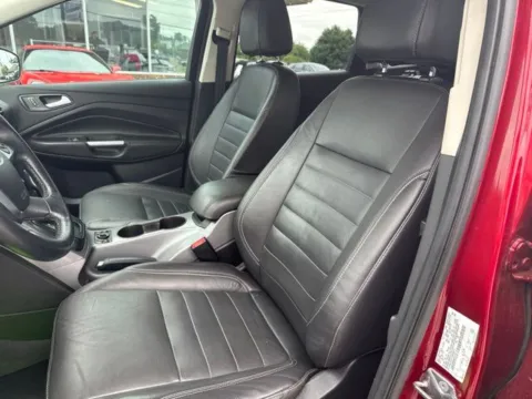 More photos of 2016 Ford Escape SE at Lakeway Auto Sales, TN