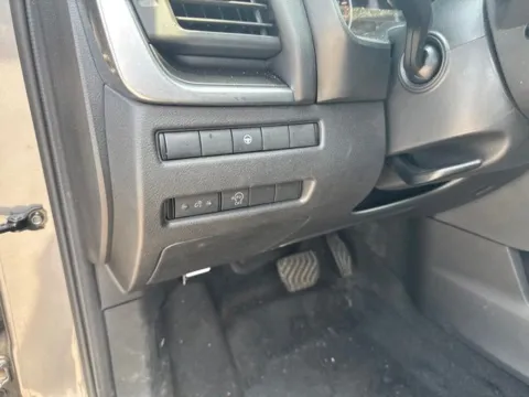 More photos of 2023 Nissan Rogue SV at Lakeway Auto Sales, TN