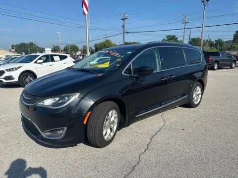 Photos of 2020 Chrysler Pacifica Touring L for sale in Morristown, TN at Lakeway Auto Sales