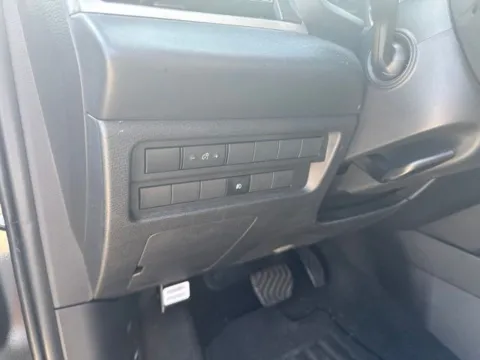 More photos of 2022 Mitsubishi Outlander ES at Lakeway Auto Sales, TN