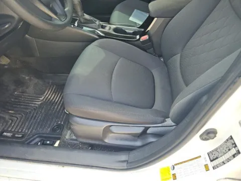 More photos of 2020 Toyota Corolla LE at Lakeway Auto Sales, TN