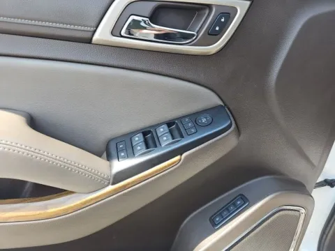 More photos of 2020 GMC Yukon Denali at Lakeway Auto Sales, TN