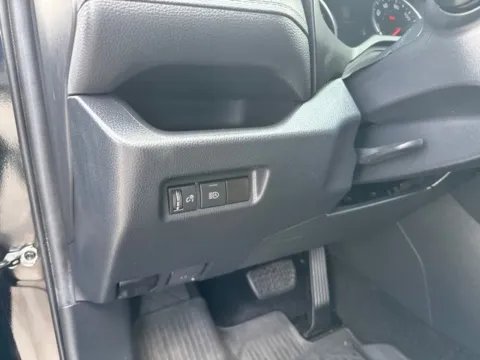More photos of 2020 Toyota RAV4 XLE at Lakeway Auto Sales, TN