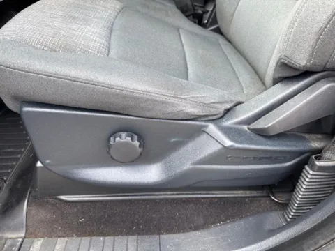 More photos of 2021 Ford F-150 XLT at Lakeway Auto Sales, TN