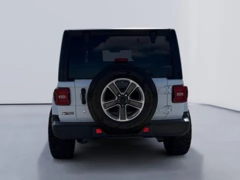 More photos of 2018 Jeep Wrangler Unlimited Sahara at Lakeway Auto Sales, TN