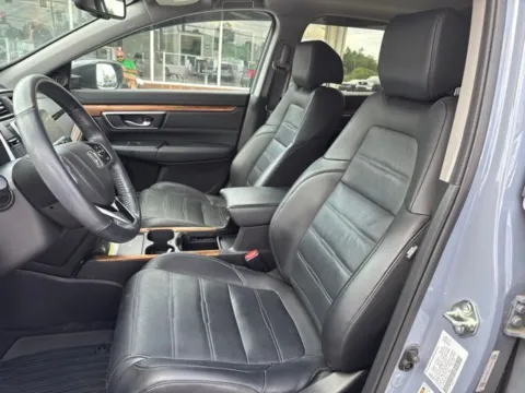 More photos of 2020 Honda CR-V Touring at Lakeway Auto Sales, TN