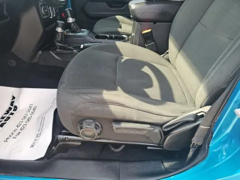 More photos of 2020 Jeep Wrangler Unlimited Sahara at Lakeway Auto Sales, TN