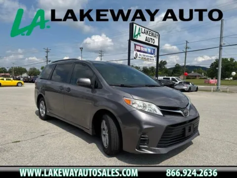 Gray 2020 Toyota Sienna LE for sale in Morristown, TN