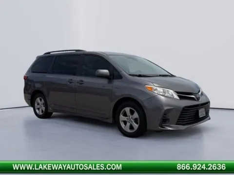 Gray 2020 Toyota Sienna LE for sale in Morristown, TN